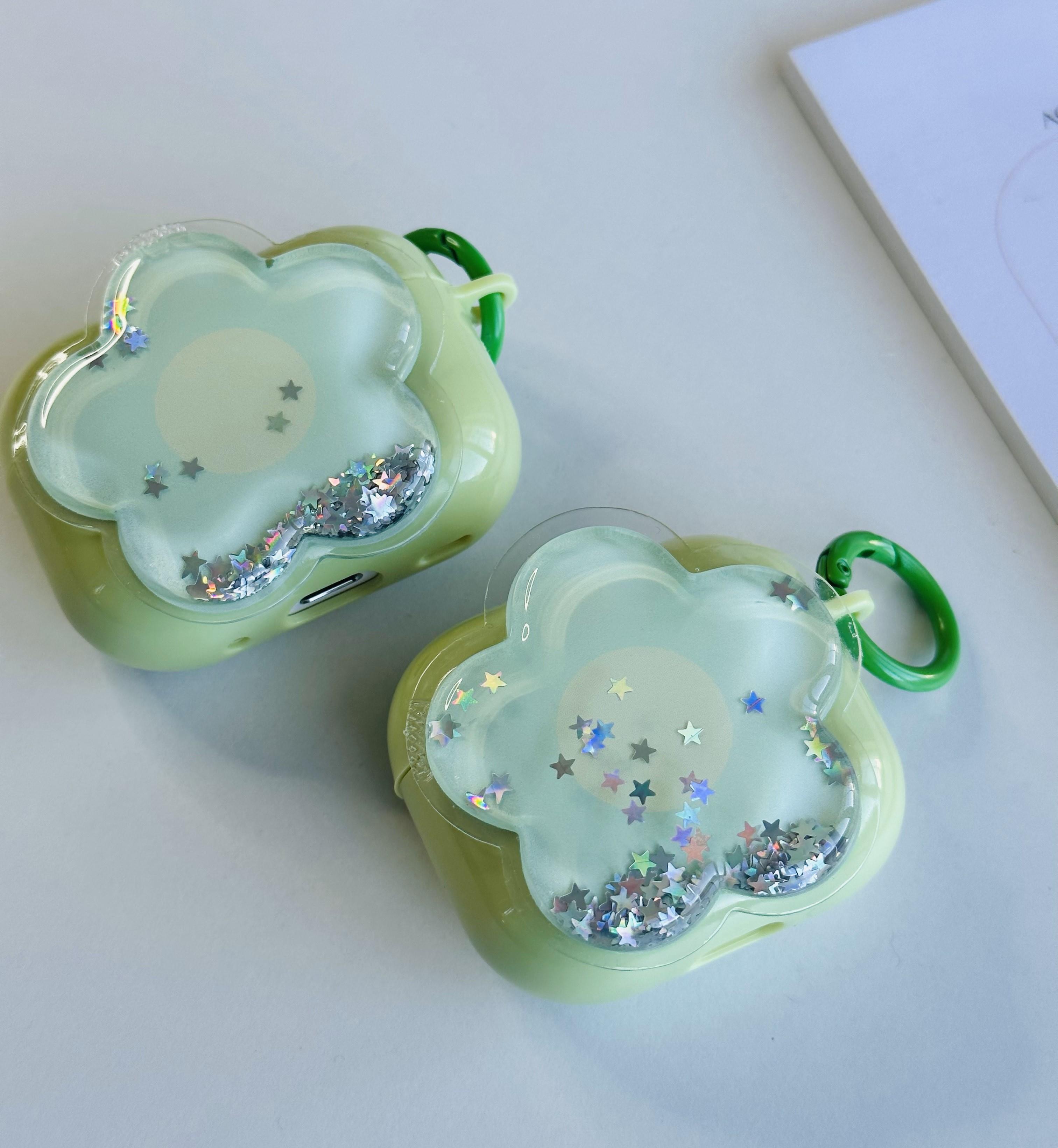 Airpods 3. Nesil Uyumlu Sulu Simli Çiçek Figürlü Airpods Kılıfı Airpods 3. Nesil Uyumlu Sulu Simli Çiçek Figürlü Airpods Kılıfı