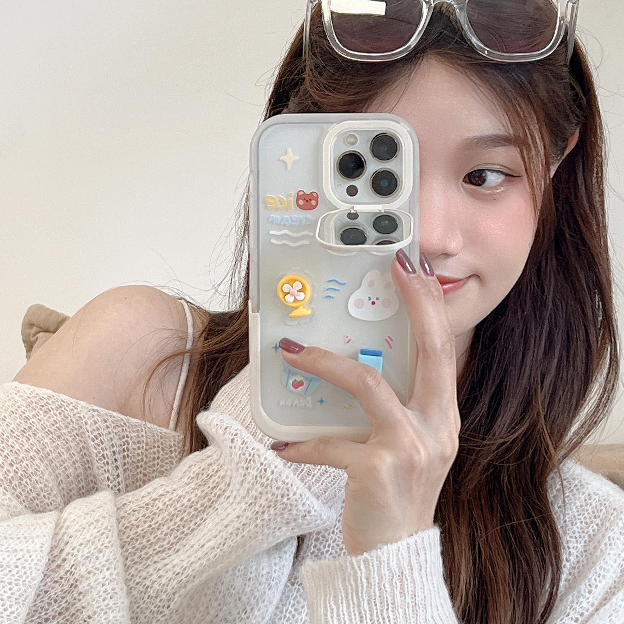 iPhone 11 Uyumlu Ice Cream Şeffaf Figürlü Aynalı Standlı Kılıf iPhone 11 Uyumlu Ice Cream Şeffaf Figürlü Aynalı Standlı Kılıf