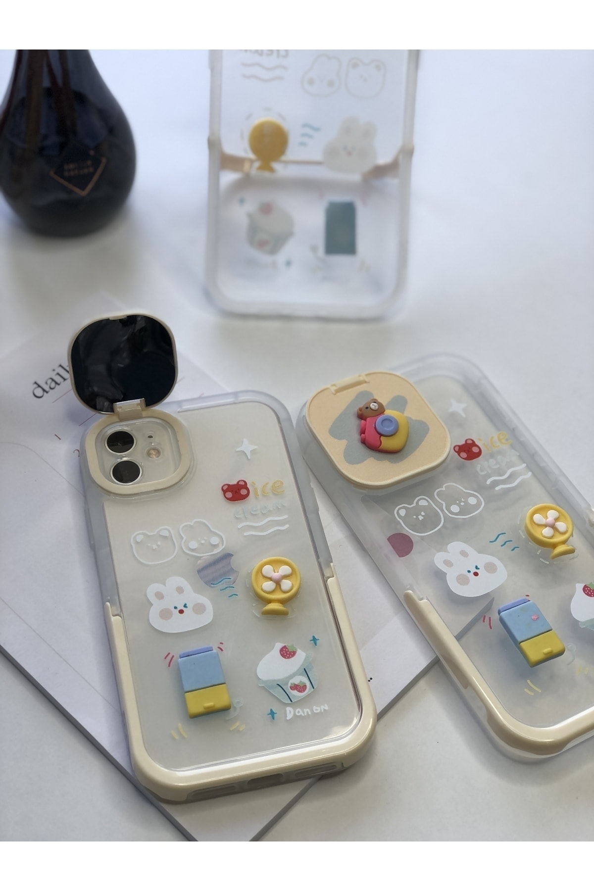 iPhone 11 Uyumlu Ice Cream Şeffaf Figürlü Aynalı Standlı Kılıf iPhone 11 Uyumlu Ice Cream Şeffaf Figürlü Aynalı Standlı Kılıf