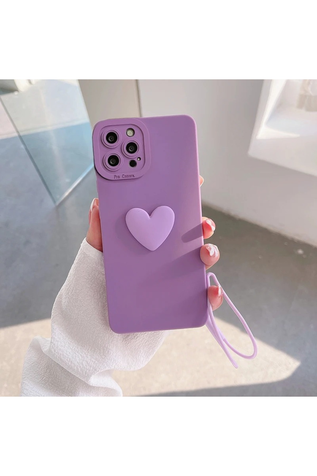 iPhone 11 Uyumlu Lila Kalpli Bilek Askılı Silikon Kılıf iPhone 11 Uyumlu Lila Kalpli Bilek Askılı Silikon Kılıf