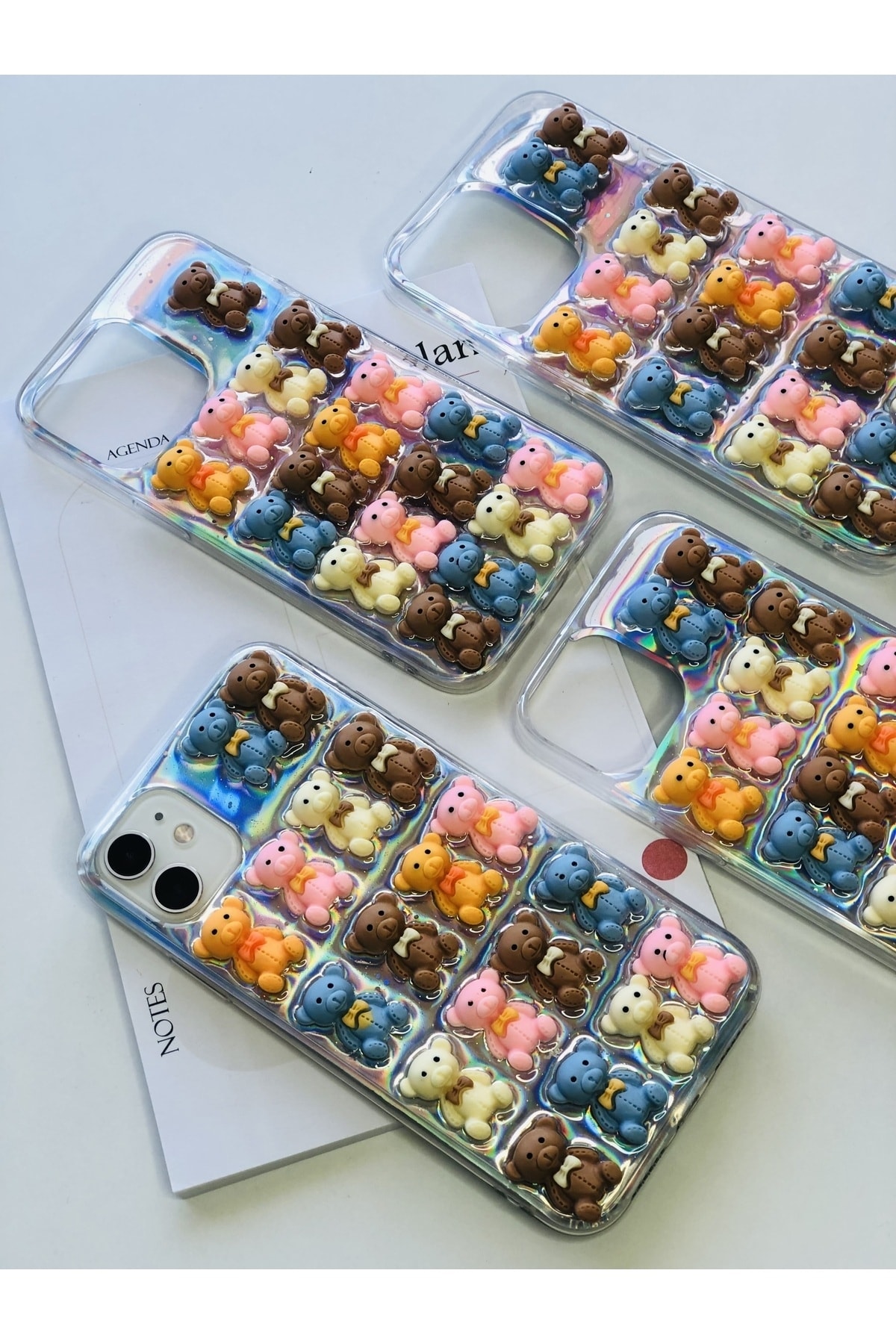 iPhone 12 Uyumlu Renkli Ayıcık Figürlü Hologram Case iPhone 12 Uyumlu Renkli Ayıcık Figürlü Hologram Case