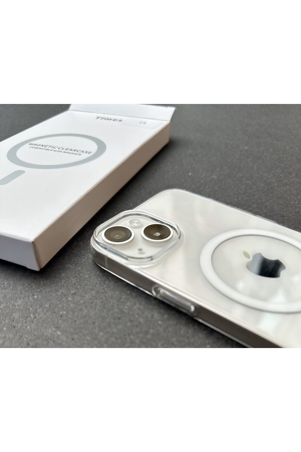 iPhone 12 Uyumlu Sararmaz Şeffaf Mika MagSafe Özellikli Ultra İnce kılıf iPhone 12 Uyumlu Sararmaz Şeffaf Mika MagSafe Özellikli Ultra İnce kılıf