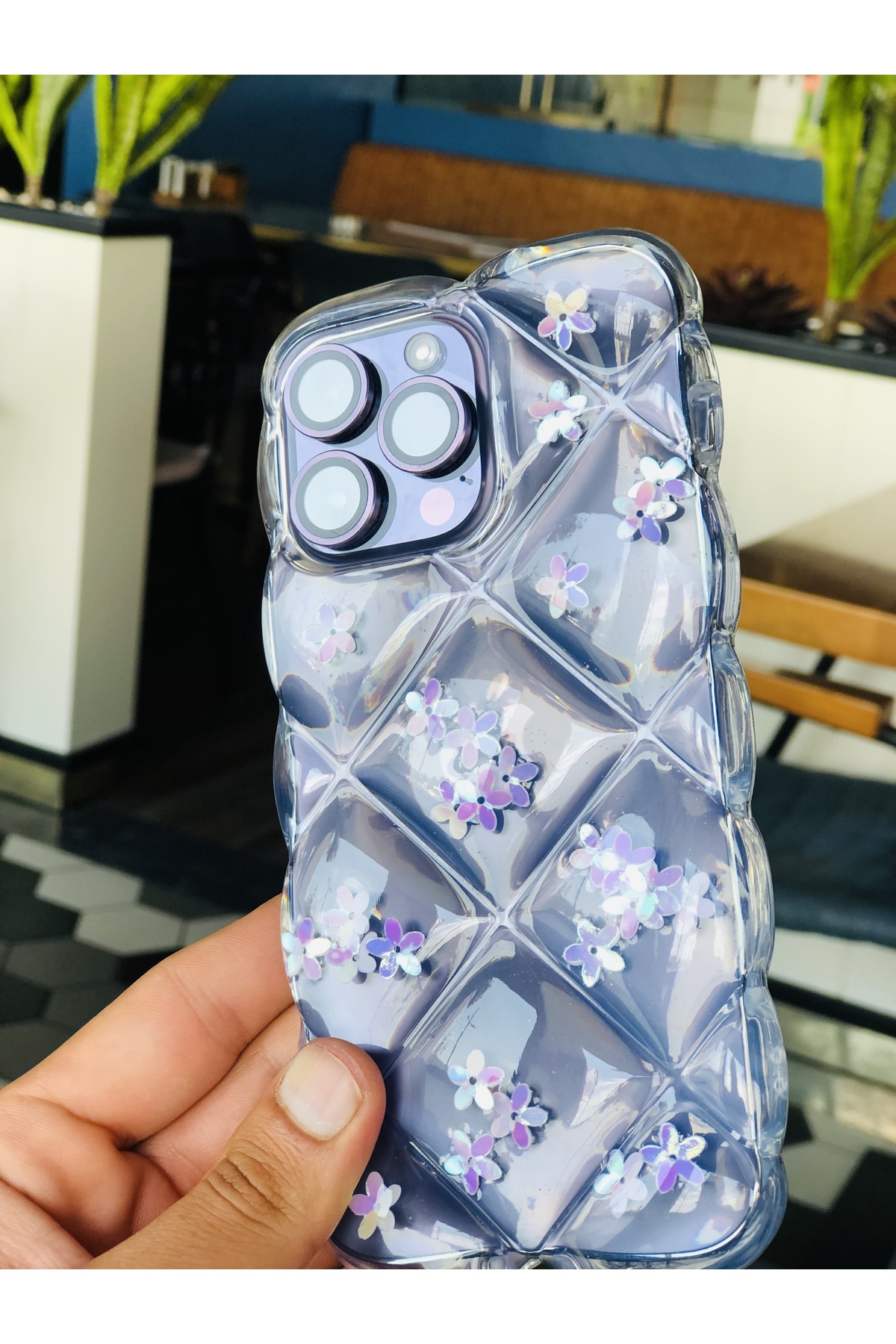 iPhone 13 Kristal Puf Case Çiçekli iPhone 13 Kristal Puf Case Çiçekli