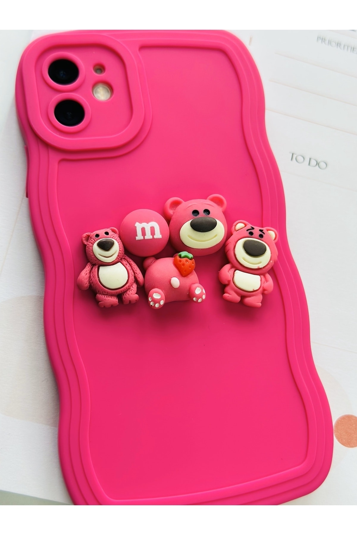 iPhone 13 ProMax Uyumlu Pembe Ayıcık Figürlü Kılıf iPhone 13 ProMax Uyumlu Pembe Ayıcık Figürlü Kılıf