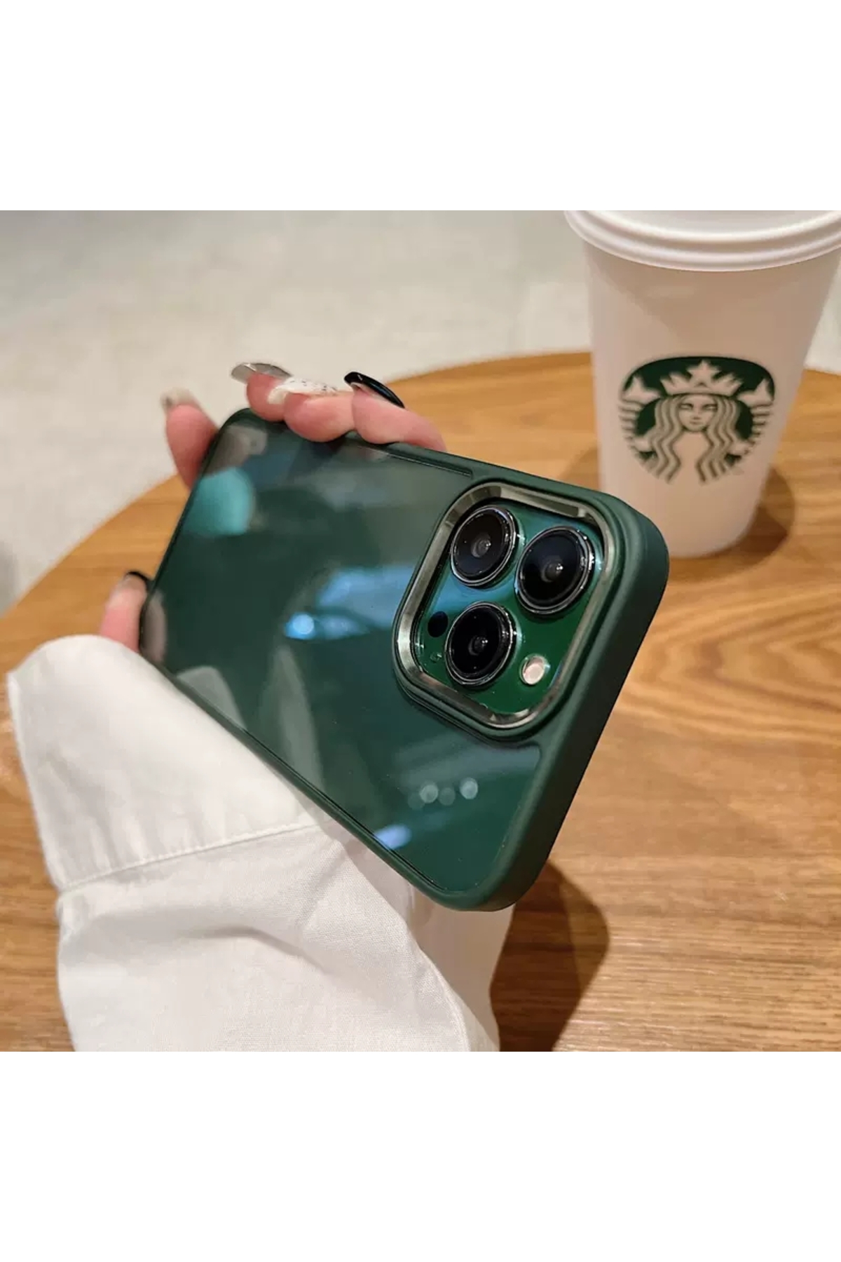 iPhone 14 Plus Uyumlu Sararmaz Mika Koyu Yeşil Kılıf iPhone 14 Plus Uyumlu Sararmaz Mika Koyu Yeşil Kılıf