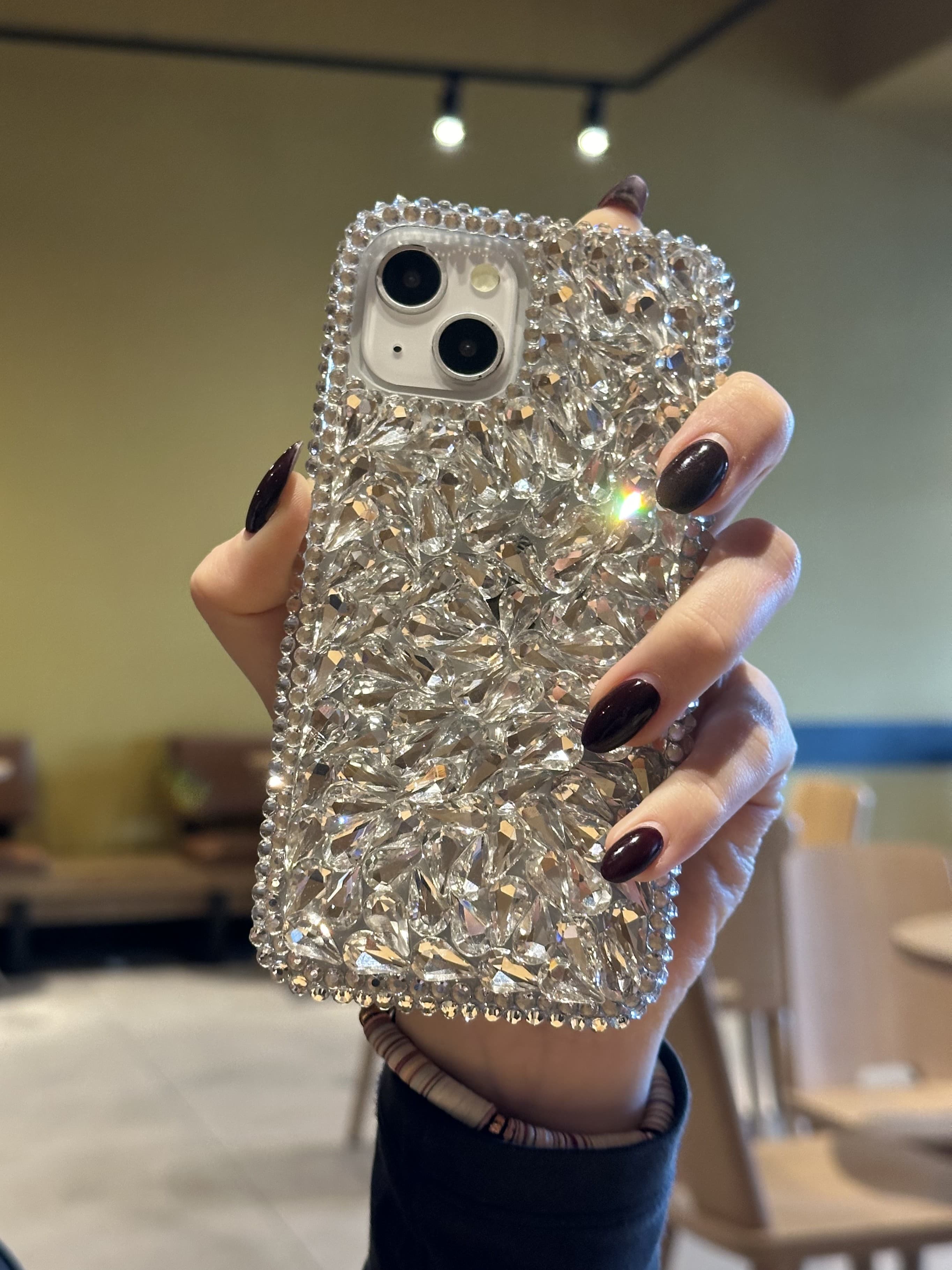 iPhone 14 Plus Ve 15 Plus Uyumlu Lüks Gümüş Kristal Taşlı Kılıf iPhone 14 Plus Ve 15 Plus Uyumlu Lüks Gümüş Kristal Taşlı Kılıf