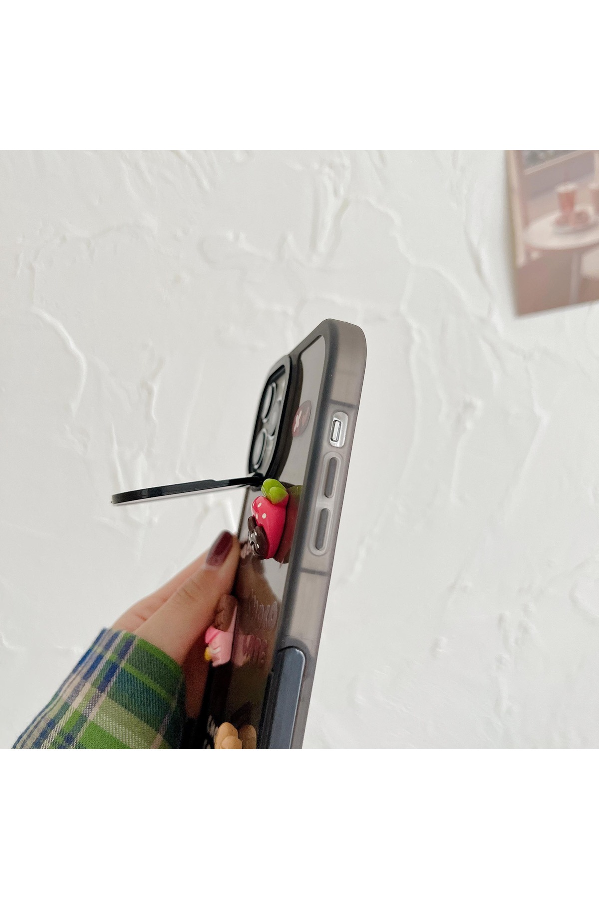 Iphone 14 Pro Aynalı Ve Standlı Kılıf Çikolata Ve Ayıcık Figürlü Iphone 14 Pro Aynalı Ve Standlı Kılıf Çikolata Ve Ayıcık Figürlü