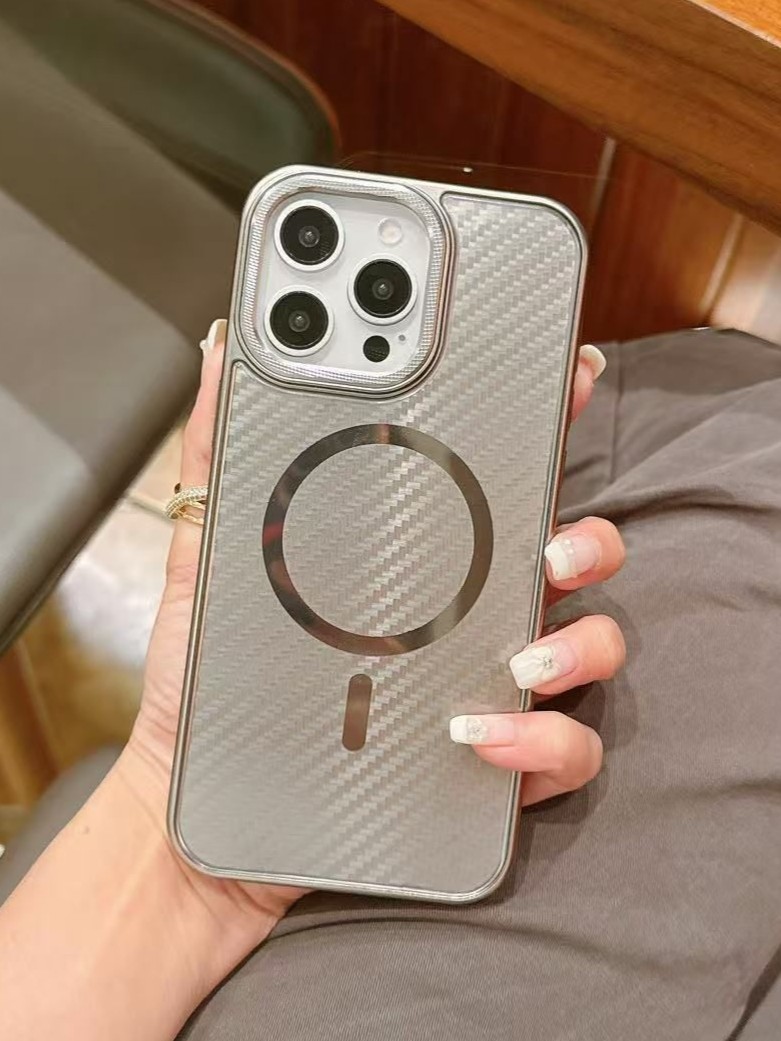 iPhone 14 Pro Max Uyumlu Titanyum Çöl Karbon Fiber MagSafe Özellikli Kılıf iPhone 14 Pro Max Uyumlu Titanyum Çöl Karbon Fiber MagSafe Özellikli Kılıf