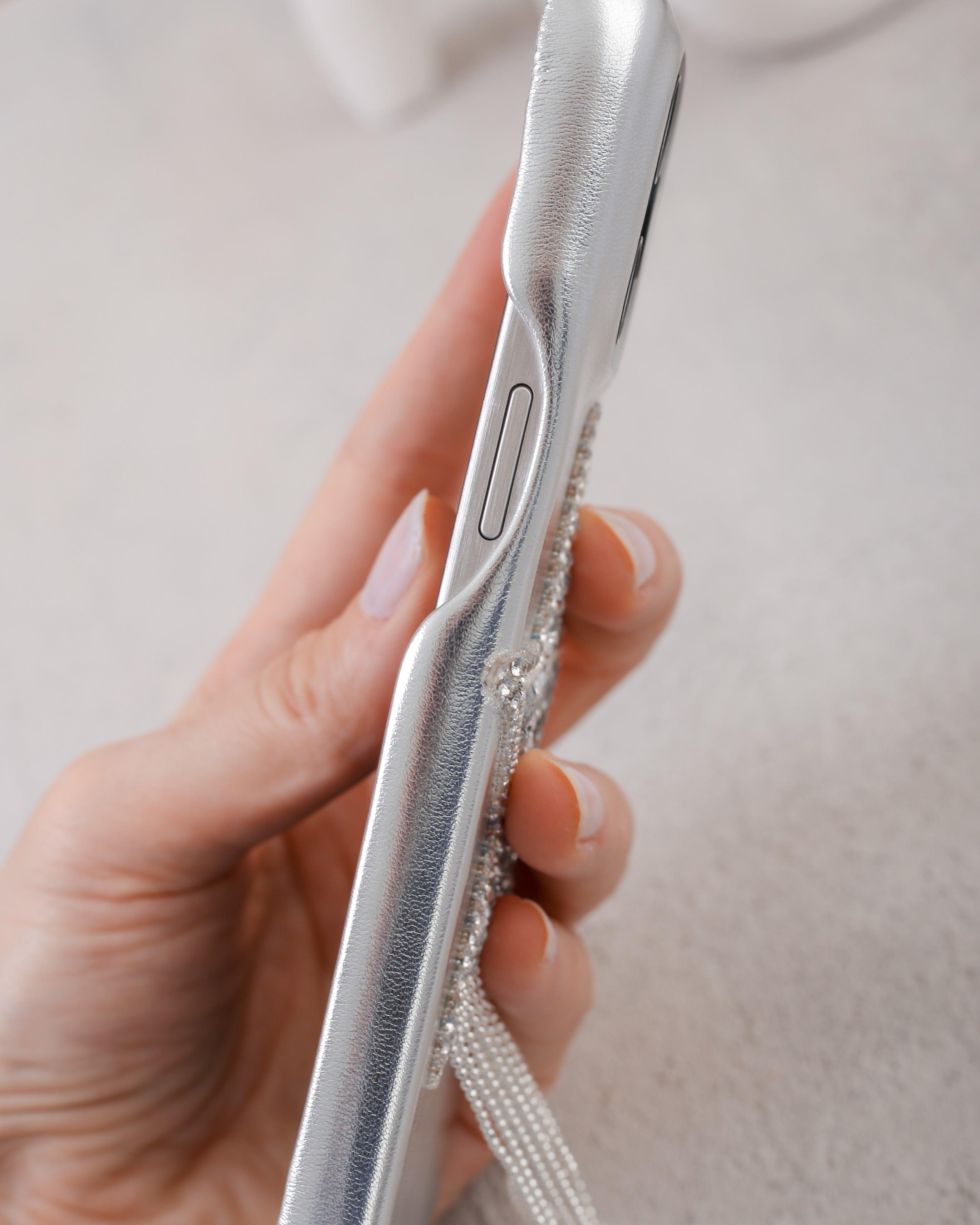 iPhone 14 Pro Uyumlu Lüks Gümüş Yıldızlı Taşlı Püsküllü Kılıf iPhone 14 Pro Uyumlu Lüks Gümüş Yıldızlı Taşlı Püsküllü Kılıf