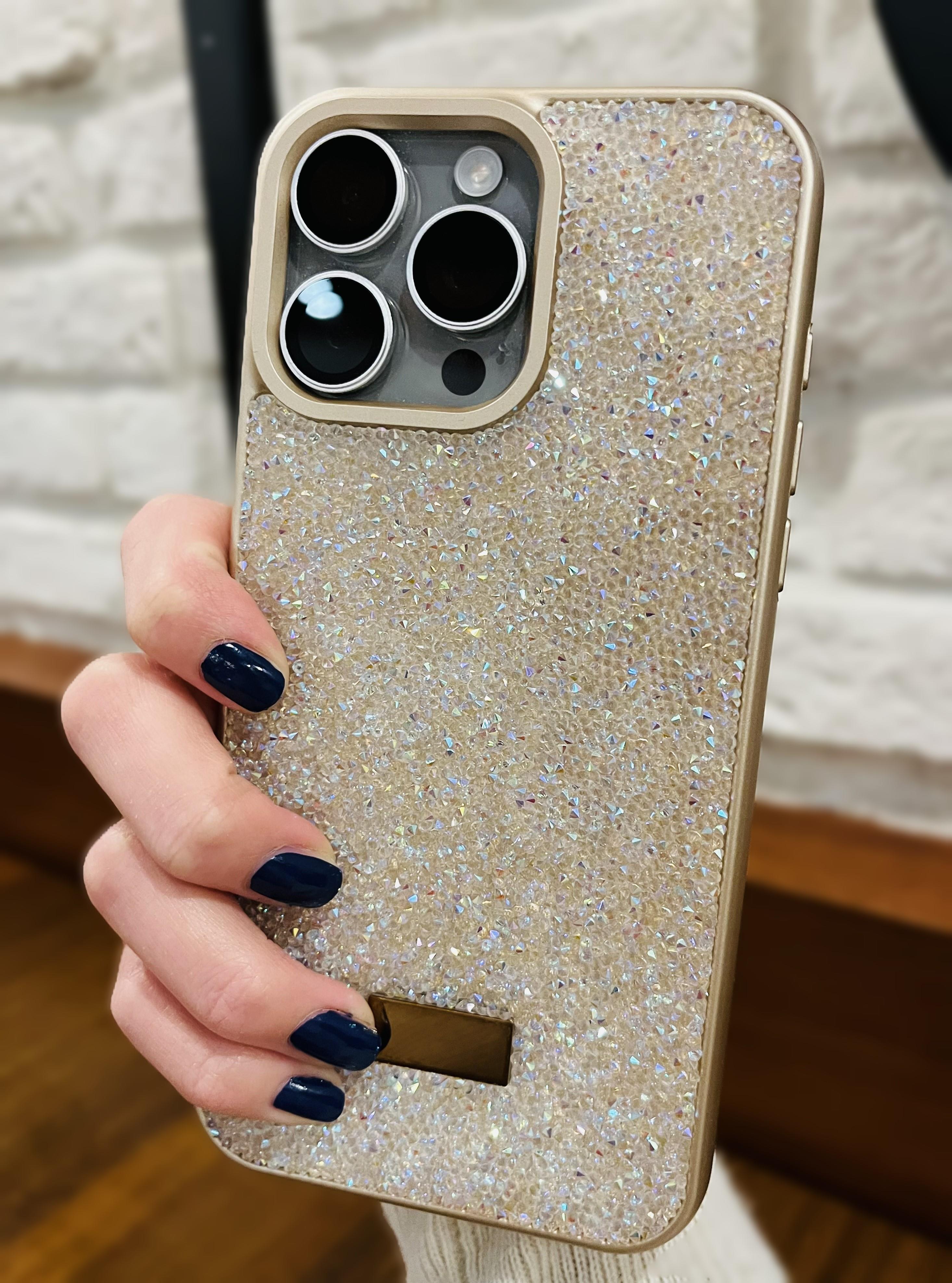 İphone 14 Promax Uyumlu Gold Taşlı Kılıf İphone 14 Promax Uyumlu Gold Taşlı Kılıf