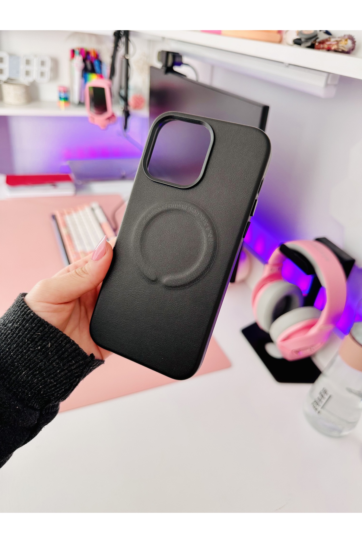 iPhone 14 Uyumlu Premium Siyah Renk Deri Kılıf iPhone 14 Uyumlu Premium Siyah Renk Deri Kılıf