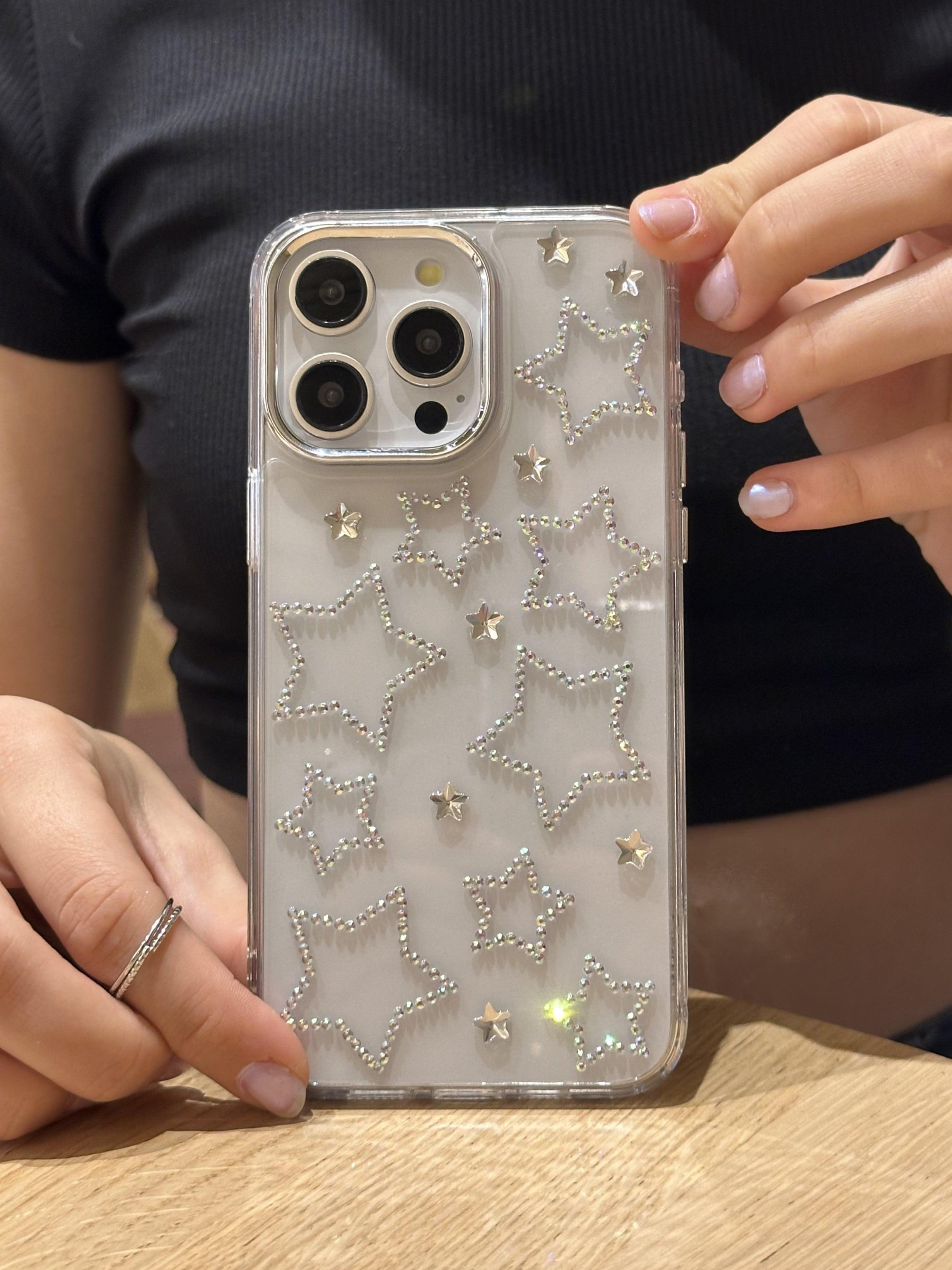 iPhone 15 Pro Uyumlu Hologram Yıldızlı Şeffaf Kılıf iPhone 15 Pro Uyumlu Hologram Yıldızlı Şeffaf Kılıf