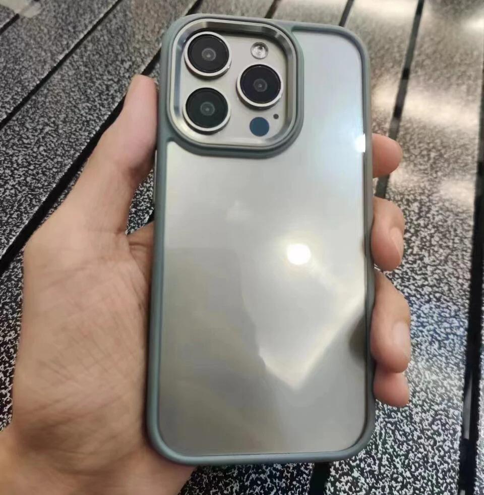 iPhone 15 Pro Uyumlu Sararmaz Mika Titanyum Gri Kılıf iPhone 15 Pro Uyumlu Sararmaz Mika Titanyum Gri Kılıf
