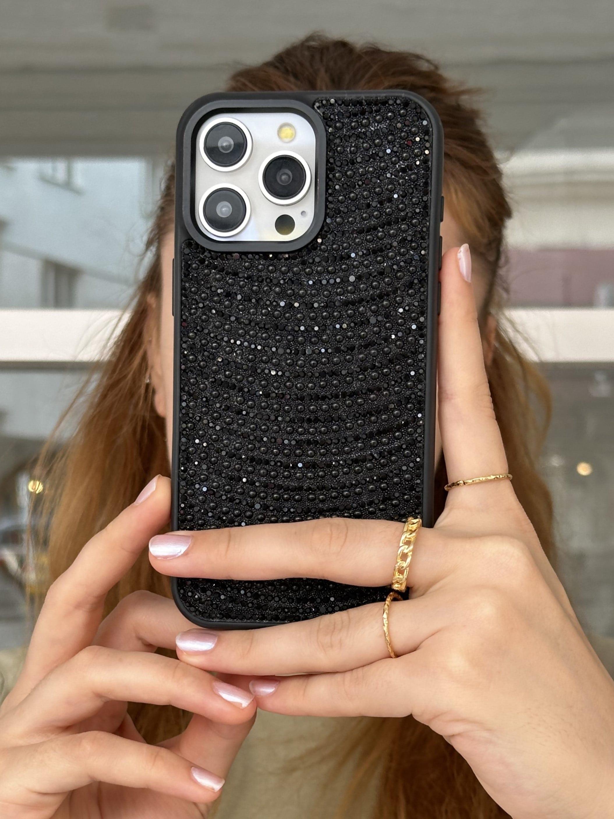 iPhone 15 Pro Uyumlu Siyah Pırlanta Taşlı Kılıf iPhone 15 Pro Uyumlu Siyah Pırlanta Taşlı Kılıf