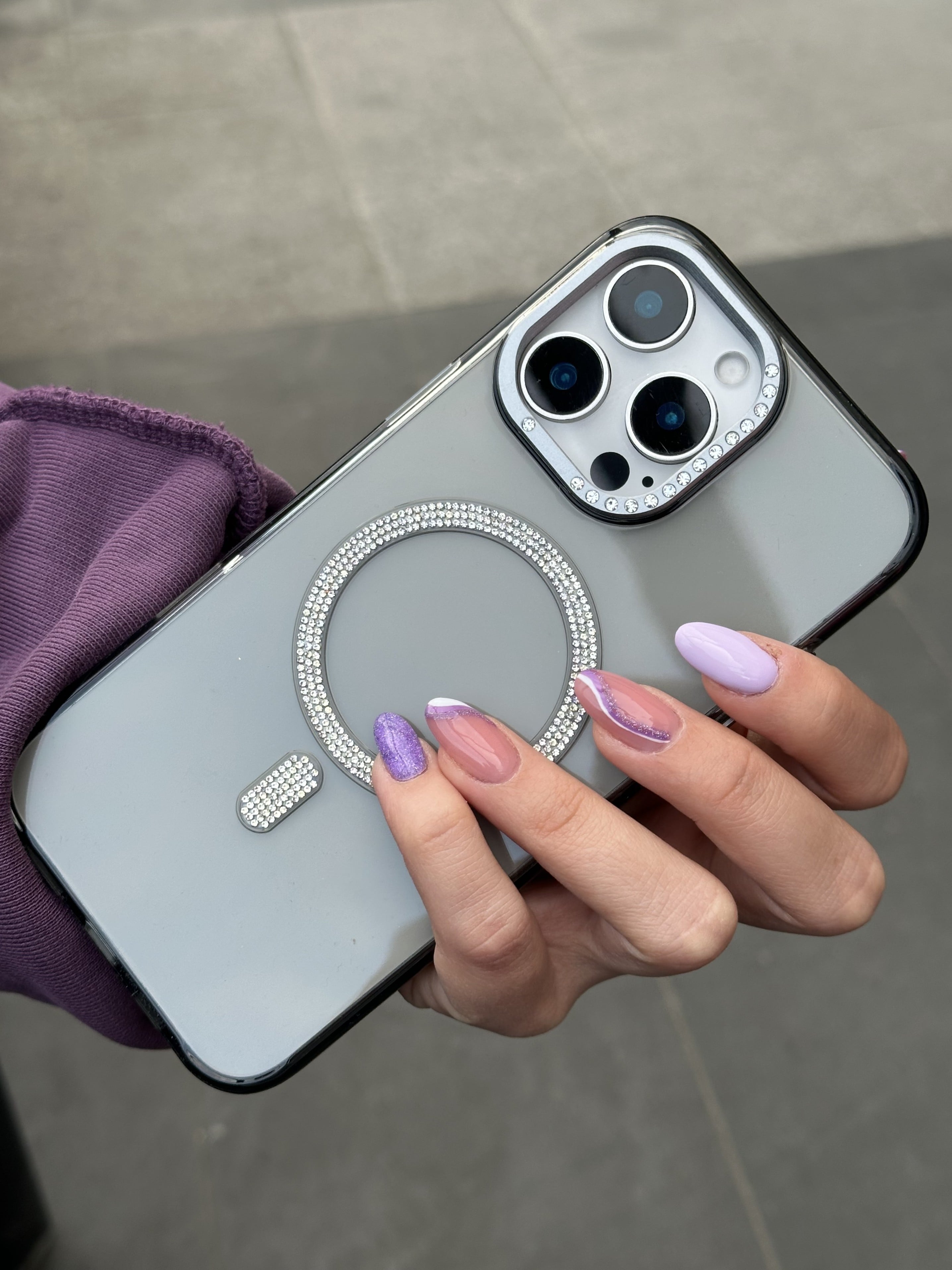 iPhone 16 Pro Max Uyumlu Sararmaz Sert Mika MagSafe Pırlanta Taşlı Şeffaf Siyah Kılıf iPhone 16 Pro Max Uyumlu Sararmaz Sert Mika MagSafe Pırlanta Taşlı Şeffaf Siyah Kılıf