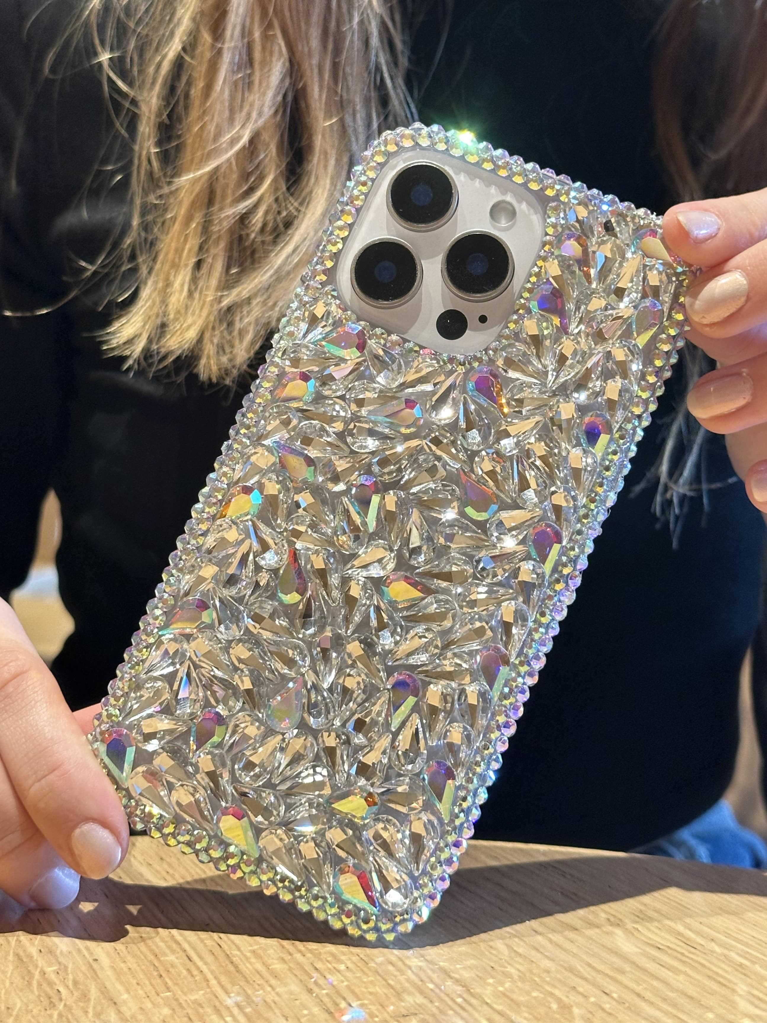 iPhone 16 Pro Uyumlu Lüks Hologram Kristal Taşlı Kılıf iPhone 16 Pro Uyumlu Lüks Hologram Kristal Taşlı Kılıf