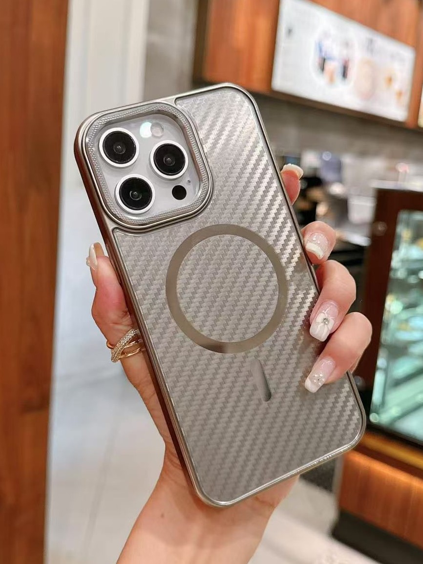 iPhone 16 Pro Uyumlu Titanyum Çöl Karbon Fiber MagSafe Özellikli Kılıf iPhone 16 Pro Uyumlu Titanyum Çöl Karbon Fiber MagSafe Özellikli Kılıf