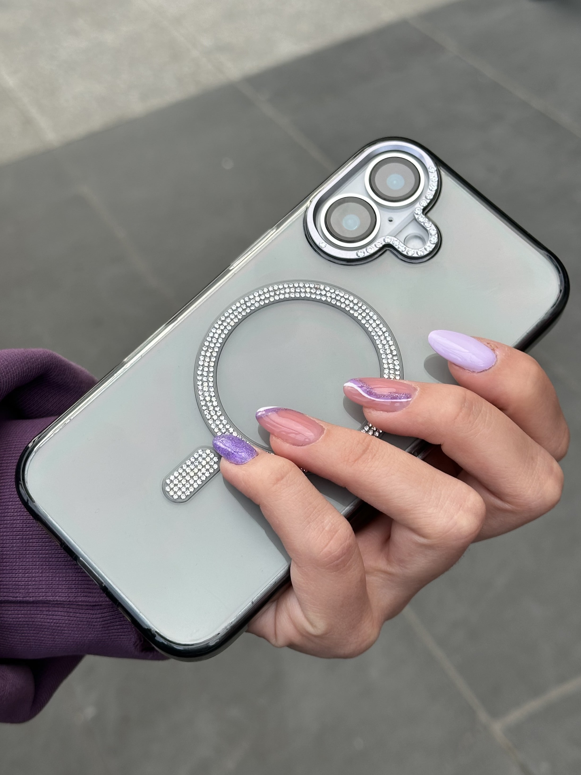 iPhone 16 Uyumlu Sararmaz Sert Mika MagSafe Pırlanta Taşlı Şeffaf Siyah Kılıf iPhone 16 Uyumlu Sararmaz Sert Mika MagSafe Pırlanta Taşlı Şeffaf Siyah Kılıf