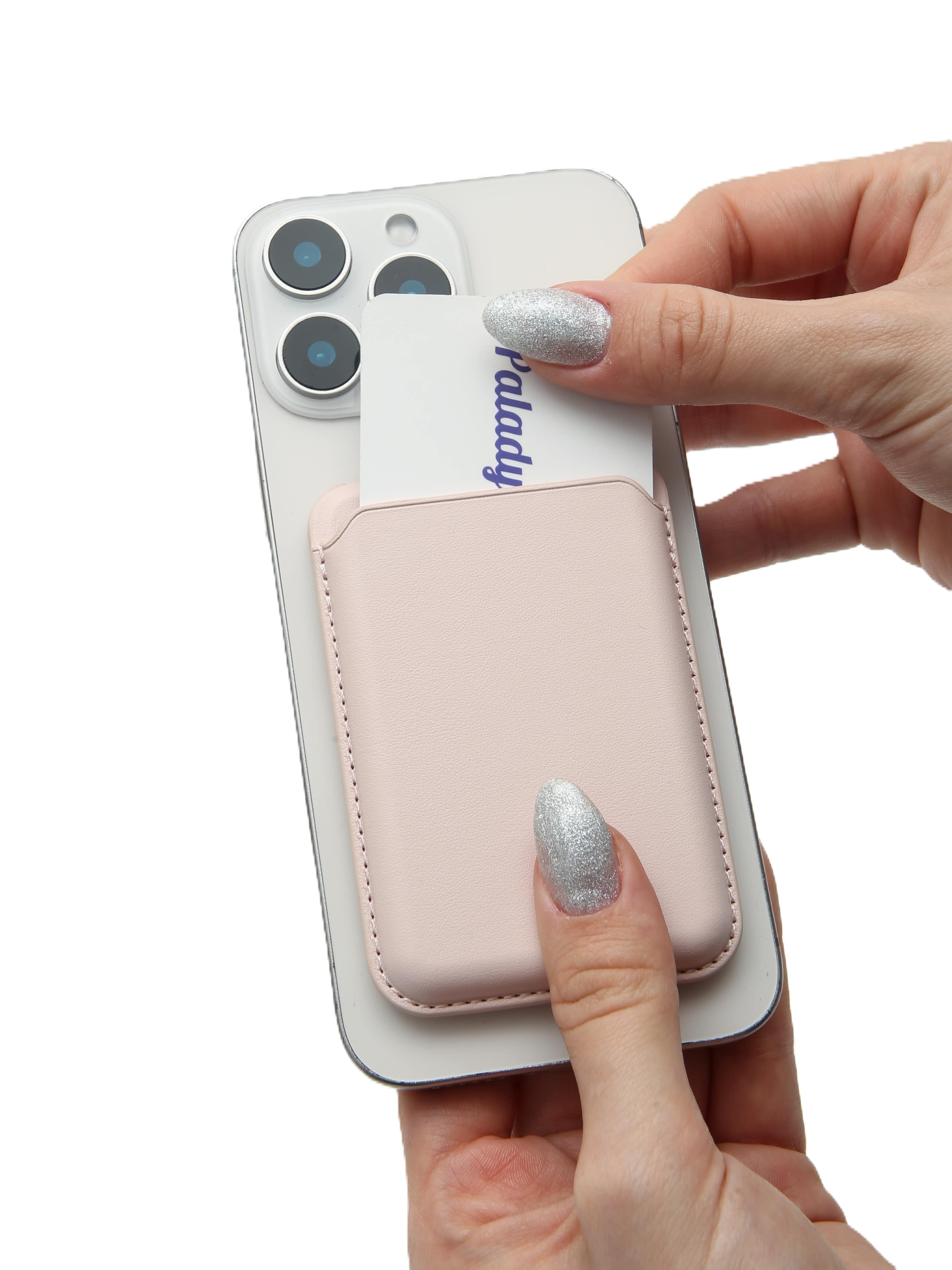MagSafe Özellikli Açık Pembe Standlı Manyetik Kartlık Cüzdan MagSafe Özellikli Açık Pembe Standlı Manyetik Kartlık Cüzdan