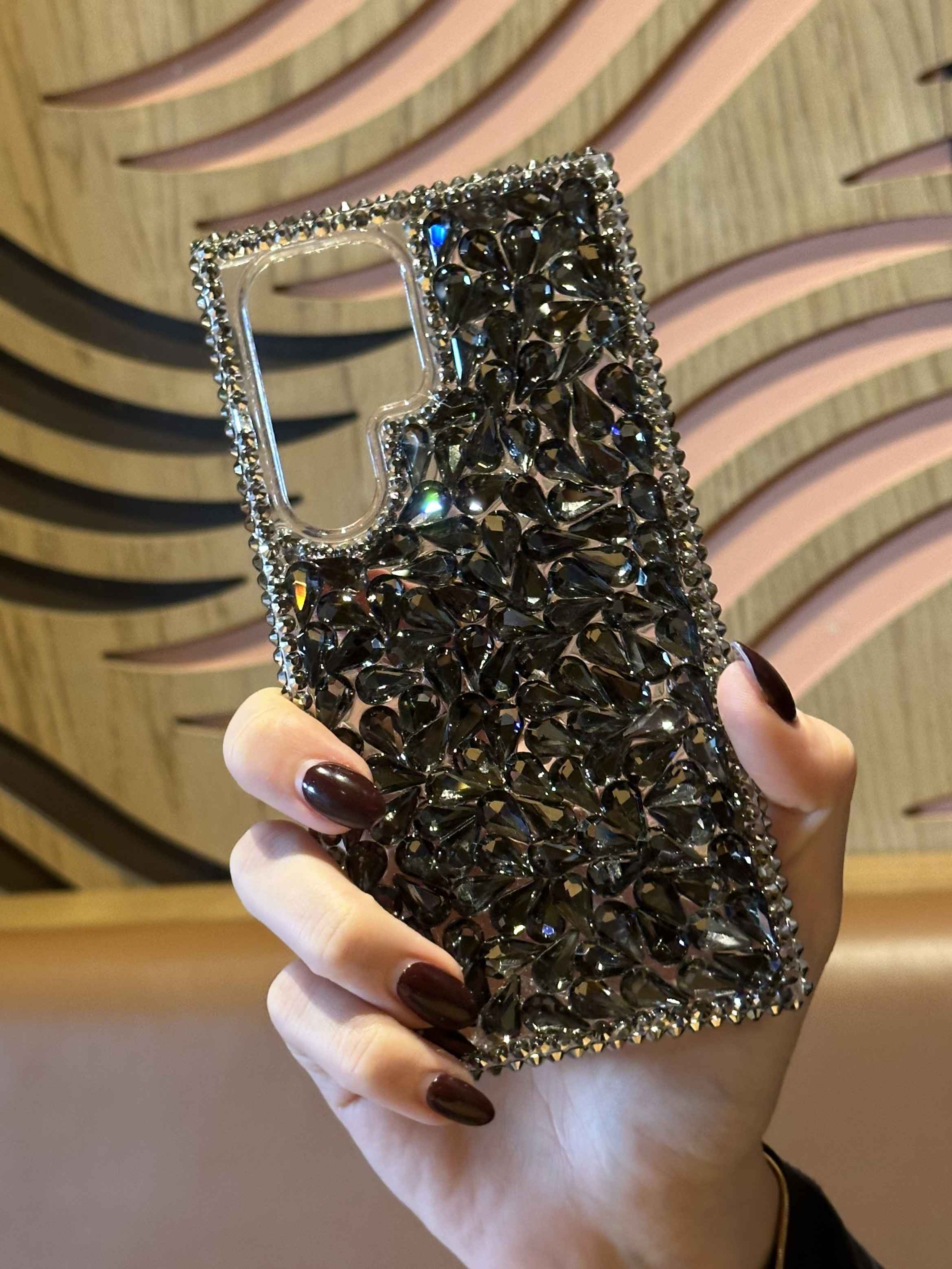 Samsung Galaxy S23 Ultra Uyumlu Lüks Siyah Kristal Taşlı Kılıf Samsung Galaxy S23 Ultra Uyumlu Lüks Siyah Kristal Taşlı Kılıf